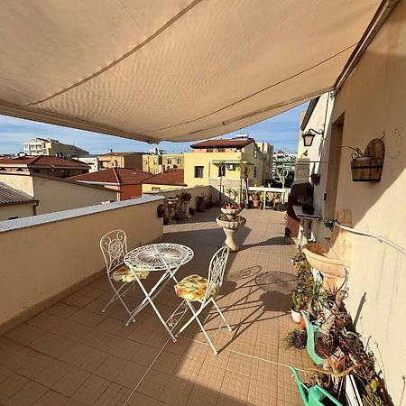 Pm 17 Via Galileo Galilei Guest House อาลเกโร ภายนอก รูปภาพ