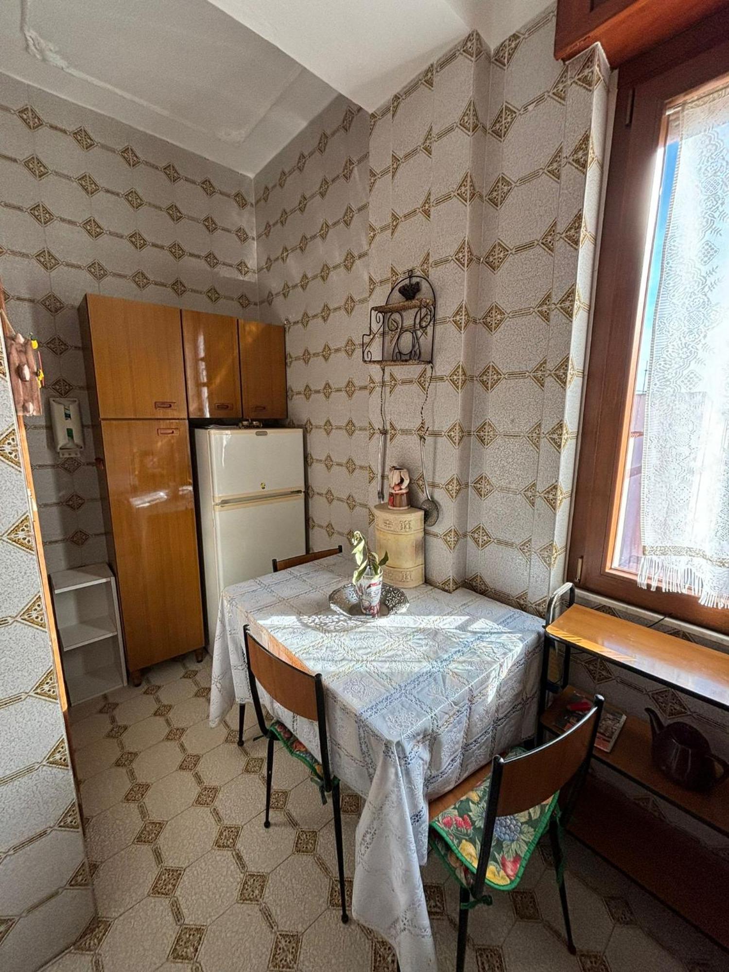 Pm 17 Via Galileo Galilei Guest House อาลเกโร ภายนอก รูปภาพ