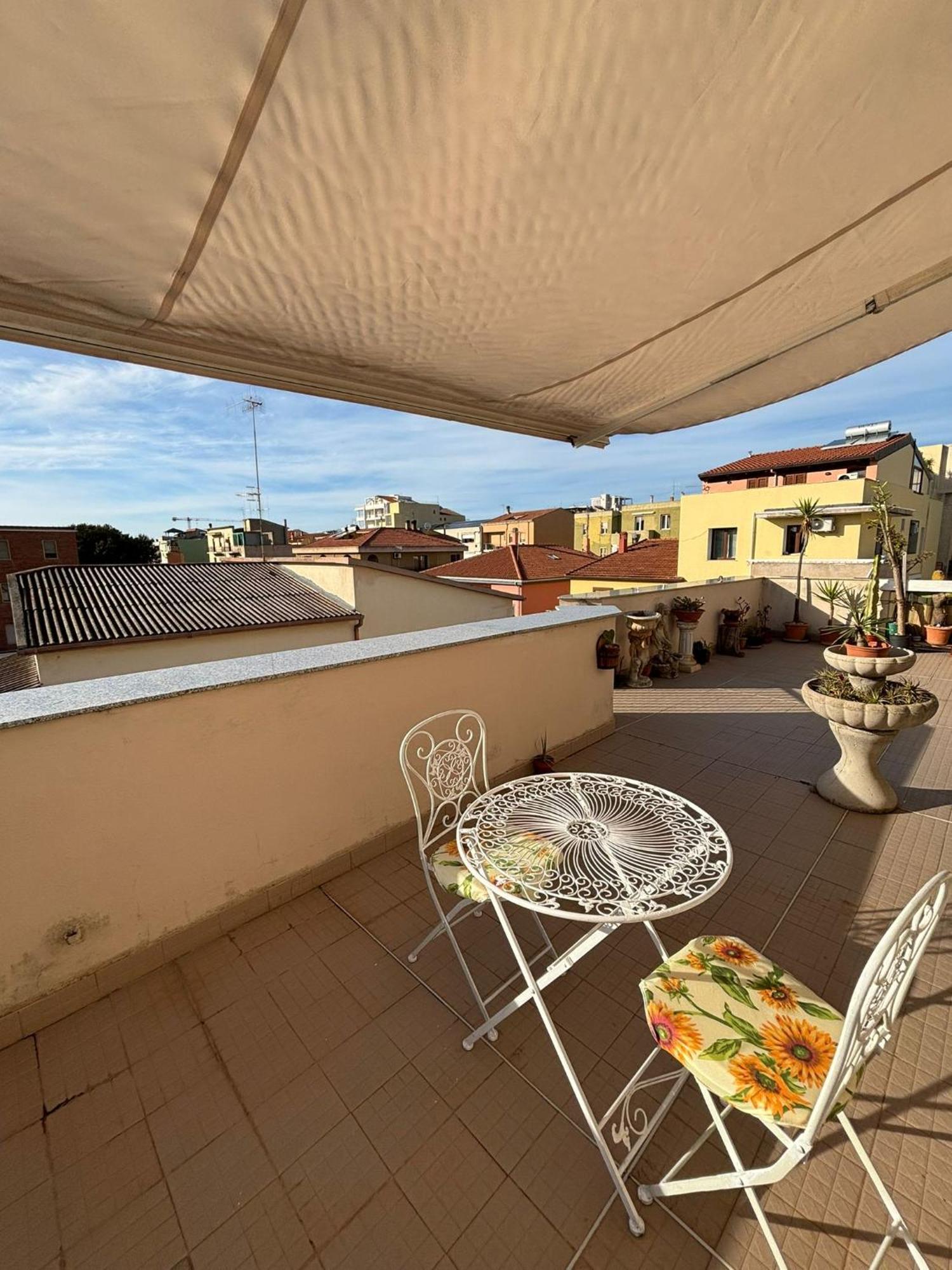 Pm 17 Via Galileo Galilei Guest House อาลเกโร ภายนอก รูปภาพ