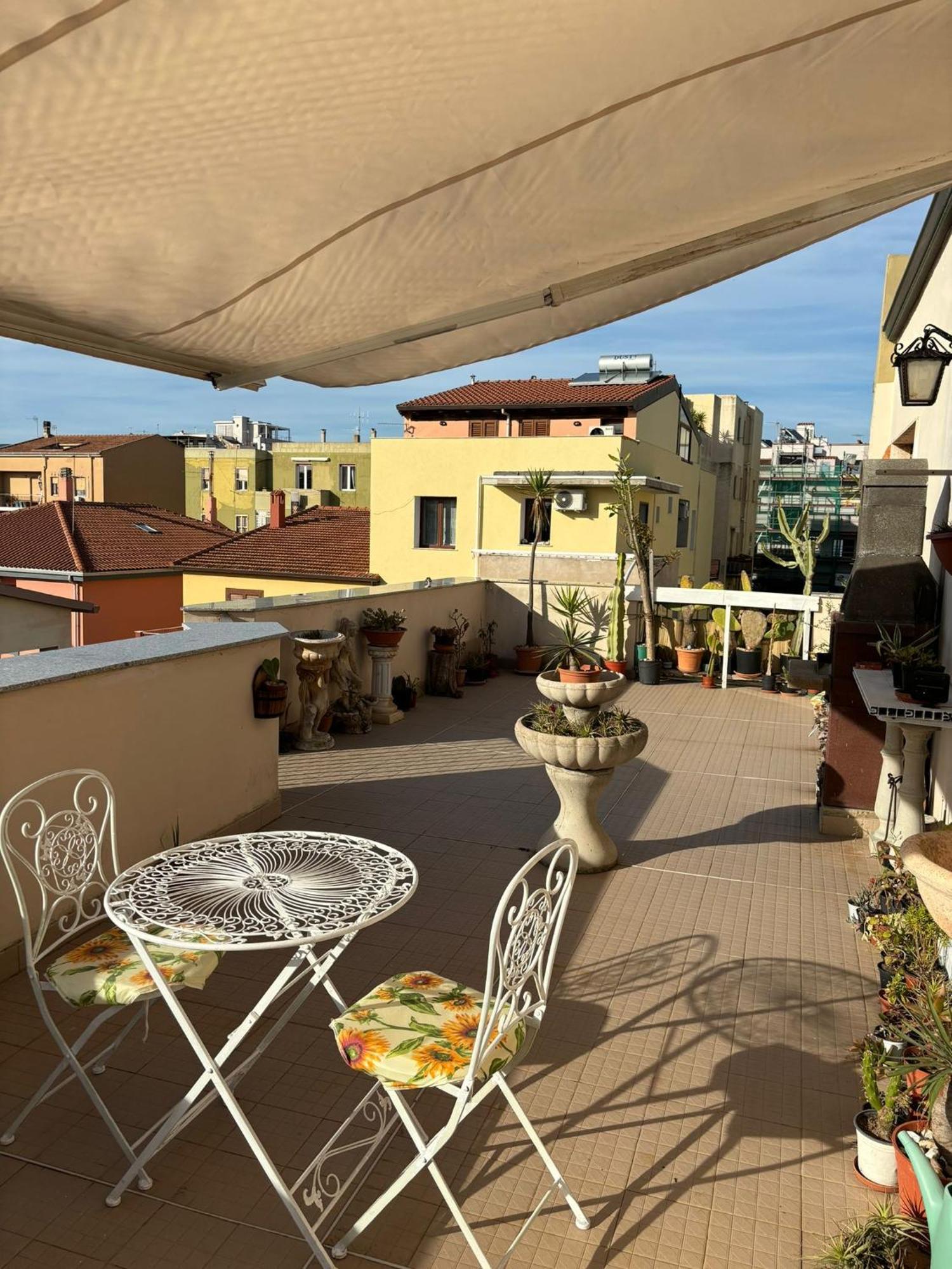 Pm 17 Via Galileo Galilei Guest House อาลเกโร ภายนอก รูปภาพ